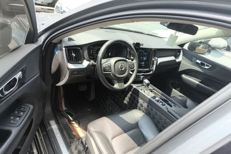Used Volvo XC60 2018 T5 4x4 Zhiyi Edition Driver Seat