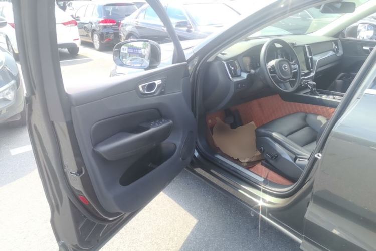 Used Volvo XC60 2018 T5 4x4 Zhiyi Edition Driver Seat