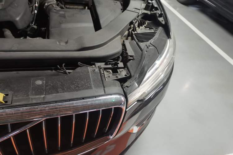 Used Volvo XC60 2018 T5 4x4 Zhiya Luxury Edition Engine Bay Left