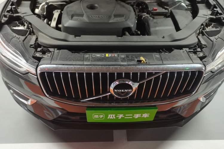 Used Volvo XC60 2018 T5 4x4 Zhiya Luxury Edition Engine Bay