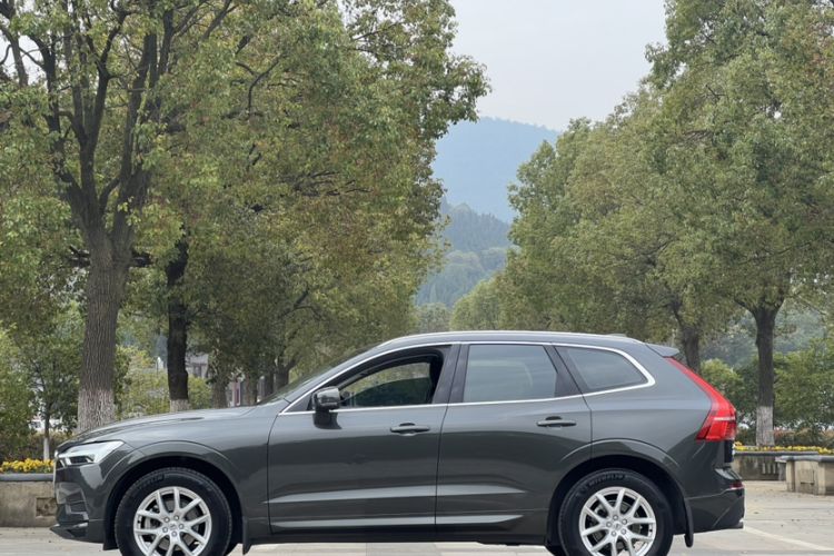 Used Volvo XC60 2018 T4 Zhiyi Edition Exterior 2