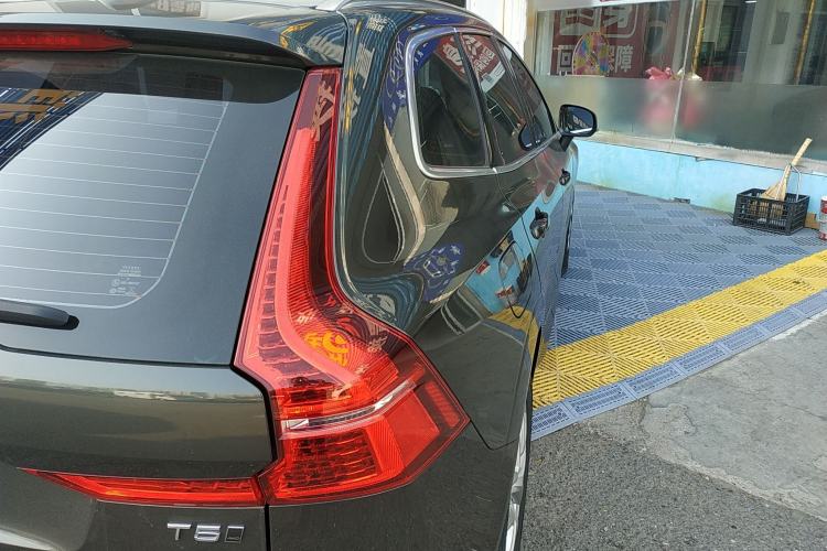 Used Volvo XC60 2018 T5 4x4 Zhiyi Edition Exterior 3