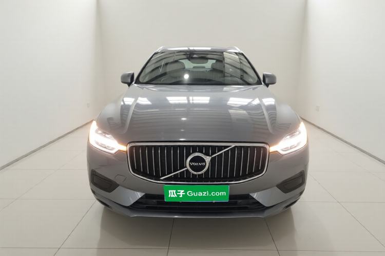 Used Volvo XC60 2018 T5 4x4 Smart Edition Front
