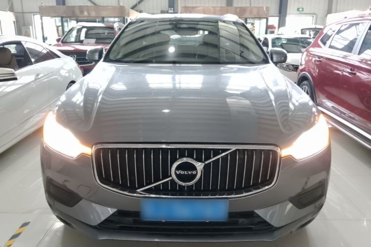 Used Volvo XC60 2018 T5 4x4 Smart Edition Front