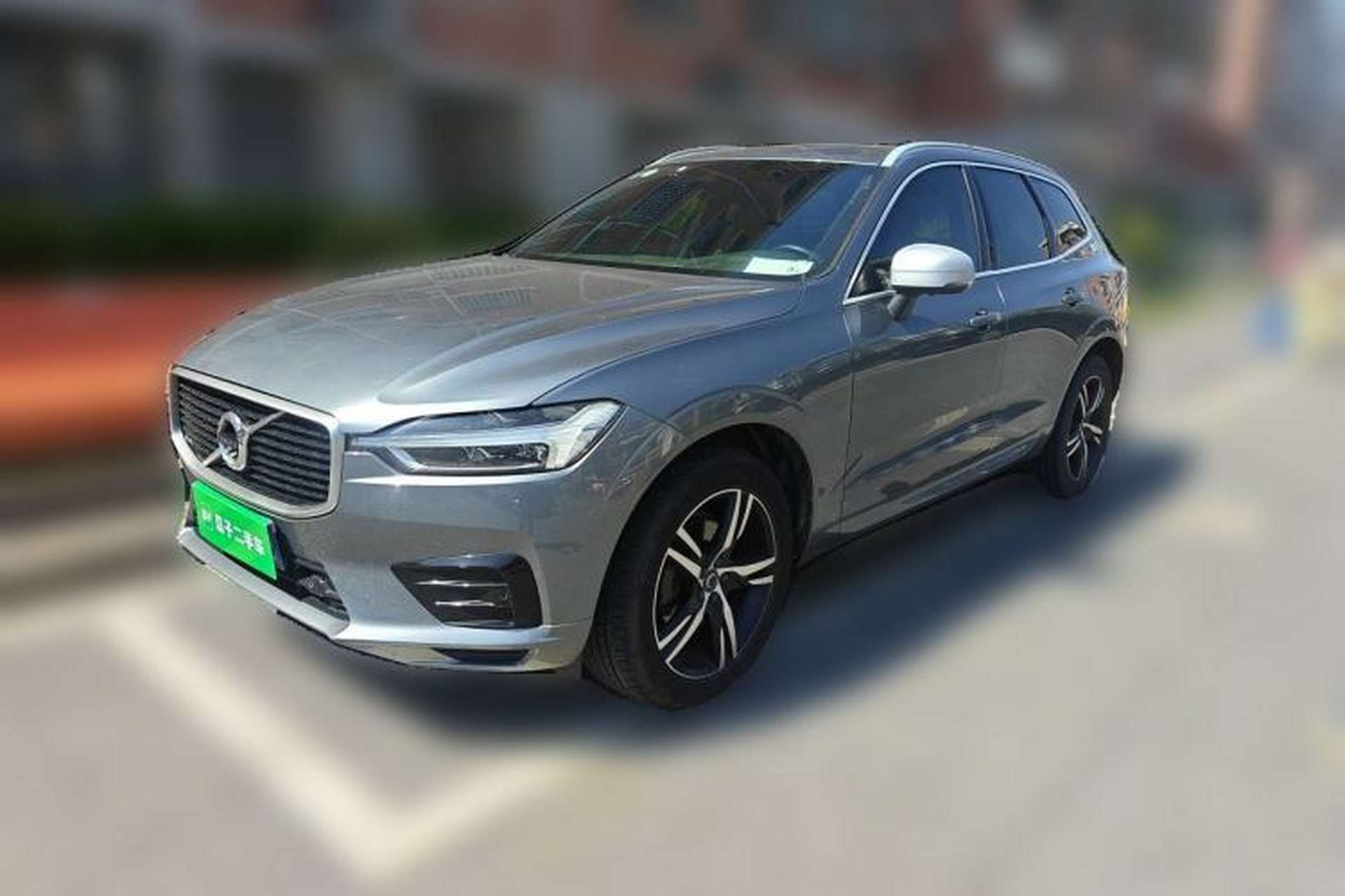Used Volvo XC60 2018 T5 4x4 Smart & Sporty Edition Front Left 45 Deg