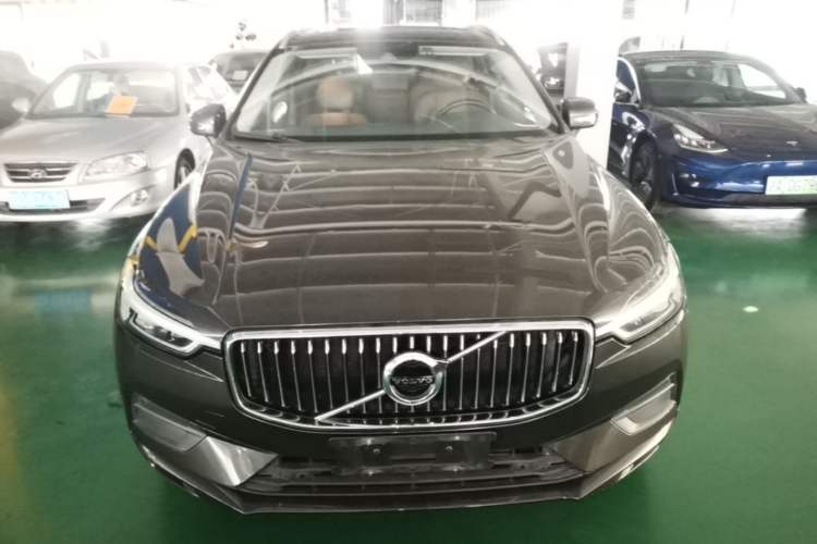 Used Volvo XC60 2018 T5 4x4 Zhiyi Edition Front
