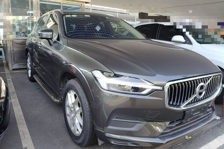 Used Volvo XC60 2018 T4 Zhiyi Edition Front Right 45 Deg