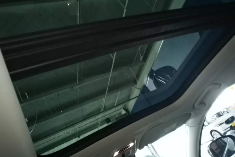 Used Volvo XC60 2018 T5 4x4 Zhiyi Edition Headliner