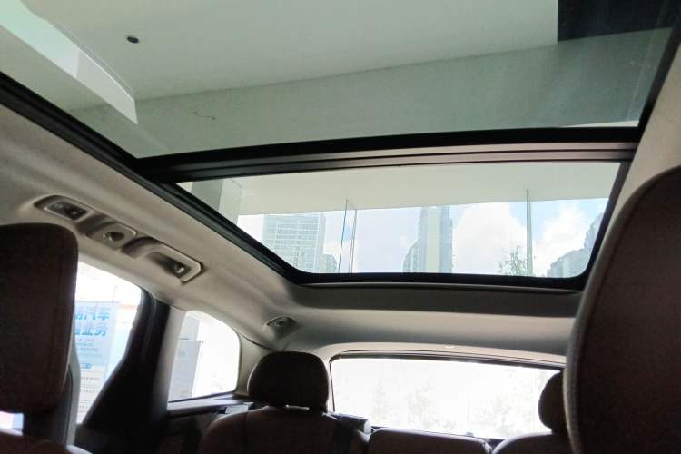 Used Volvo XC60 2018 T5 4x4 Zhiyi Edition Headliner