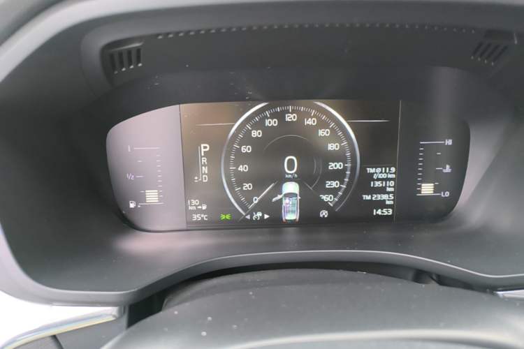 Used Volvo XC60 2018 T5 4x4 Zhiyi Edition Instrument Cluster