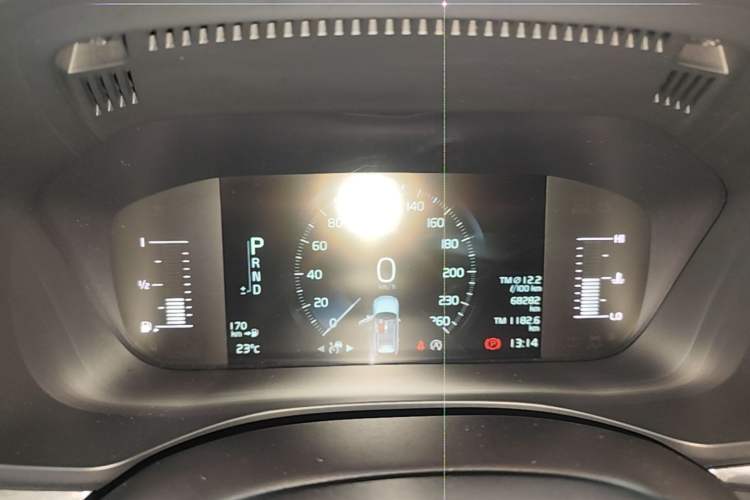 Used Volvo XC60 2018 T5 4x4 Zhiyi Edition Instrument Cluster