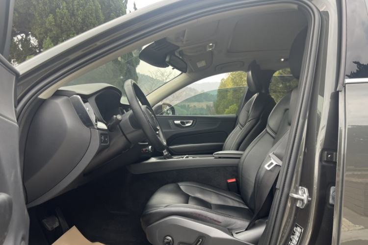 Used Volvo XC60 2018 T4 Zhiyi Edition Interior 1