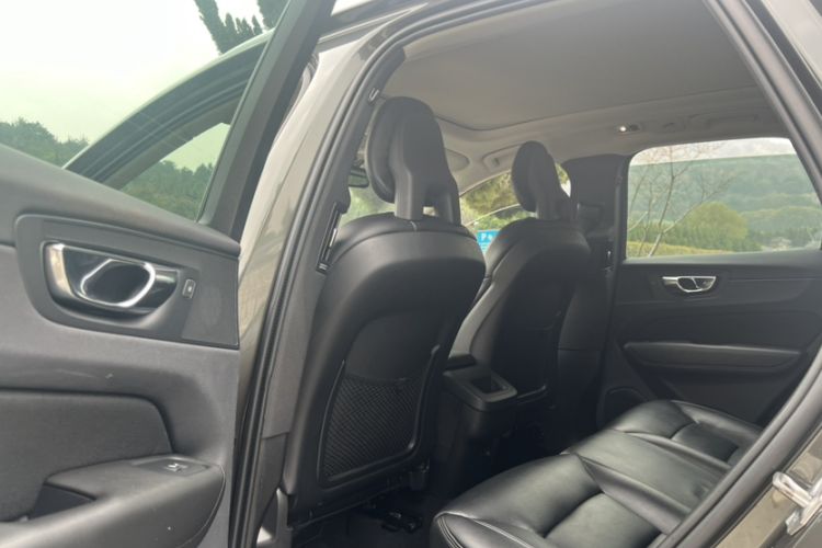 Used Volvo XC60 2018 T4 Zhiyi Edition Interior 5
