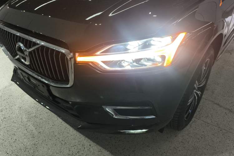 Used Volvo XC60 2018 T5 4x4 Zhiya Luxury Edition Left Front Headlight