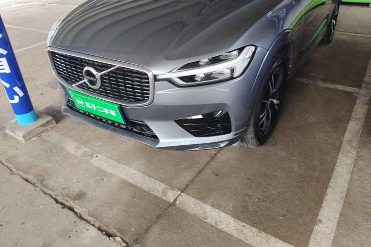 Used Volvo XC60 2018 T5 4x4 Smart & Sporty Edition Left Front Headlight
