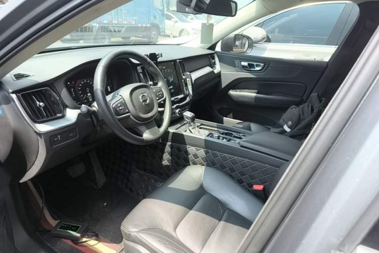 Used Volvo XC60 2018 T5 4x4 Zhiyi Edition Left Front Seat