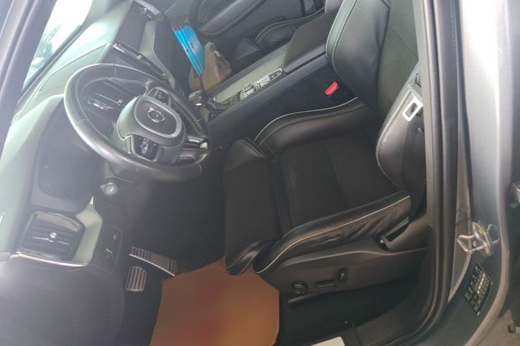 Used Volvo XC60 2018 T5 4x4 Smart & Sporty Edition Left Front Seat