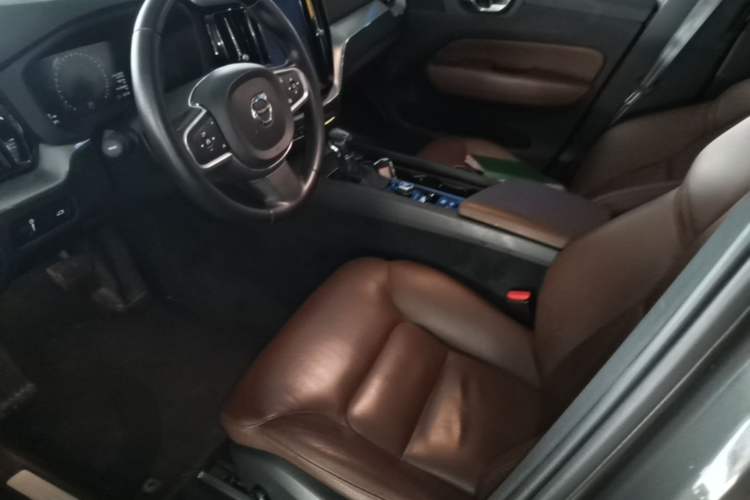 Used Volvo XC60 2018 T5 4x4 Zhiyi Edition Left Front Seat