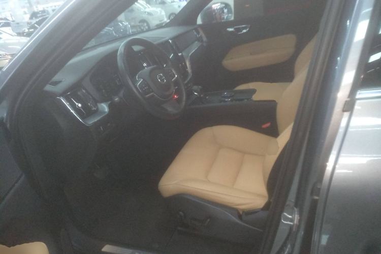 Used Volvo XC60 2018 T5 4x4 Zhiyi Edition Left Front Seat