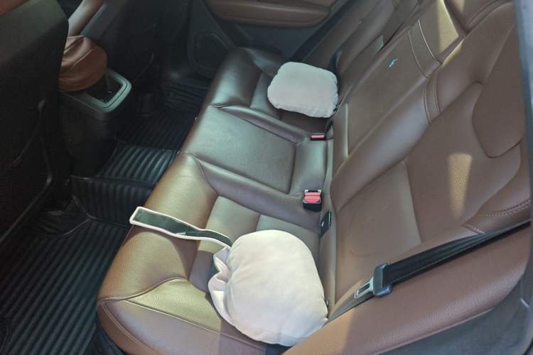 Used Volvo XC60 2018 T5 4x4 Zhiyi Edition Left Rear Seat