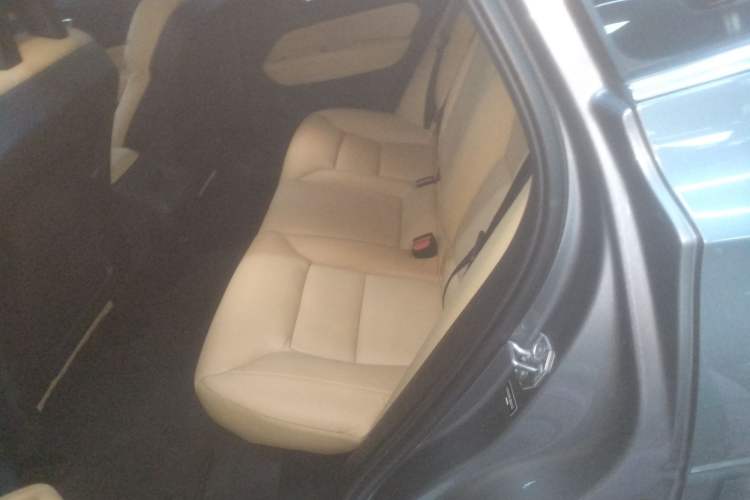 Used Volvo XC60 2018 T5 4x4 Zhiyi Edition Left Rear Seat