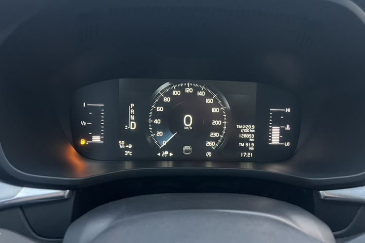 Used Volvo XC60 2018 T5 4x4 Zhiyi Edition Odometer Close Up