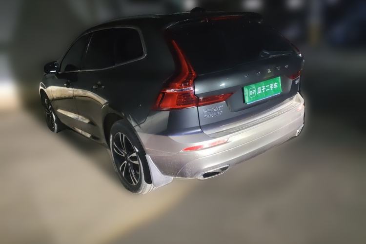 Used Volvo XC60 2018 T5 4x4 Smart Edition Rear Left 45 Deg