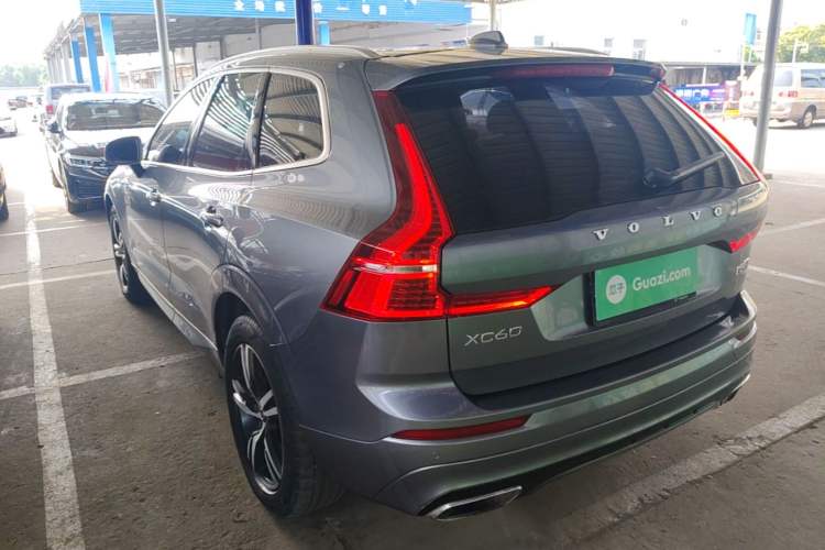 Used Volvo XC60 2018 T5 4x4 Smart & Sporty Edition Rear Left 45 Deg