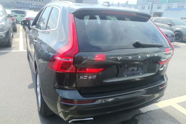 Used Volvo XC60 2018 T5 4x4 Zhiyi Edition Rear Left 45 Deg
