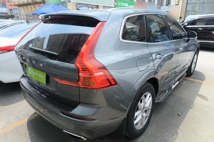 Used Volvo XC60 2018 T5 4x4 Zhiyi Edition Rear Right 45 Deg