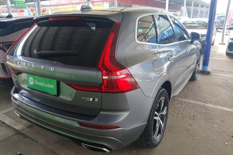 Used Volvo XC60 2018 T5 4x4 Smart & Sporty Edition Rear Right 45 Deg