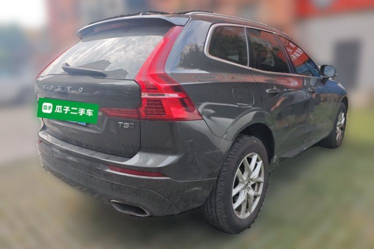 Used Volvo XC60 2018 T5 4x4 Zhiyi Edition Rear Right 45 Deg