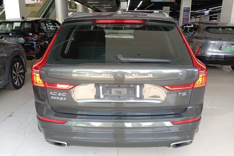 Used Volvo XC60 2018 T5 4x4 Zhiyi Edition Rear