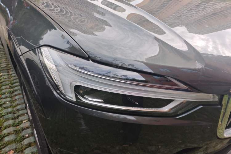 Used Volvo XC60 2018 T5 4x4 Zhiyi Edition Right Front Headlight
