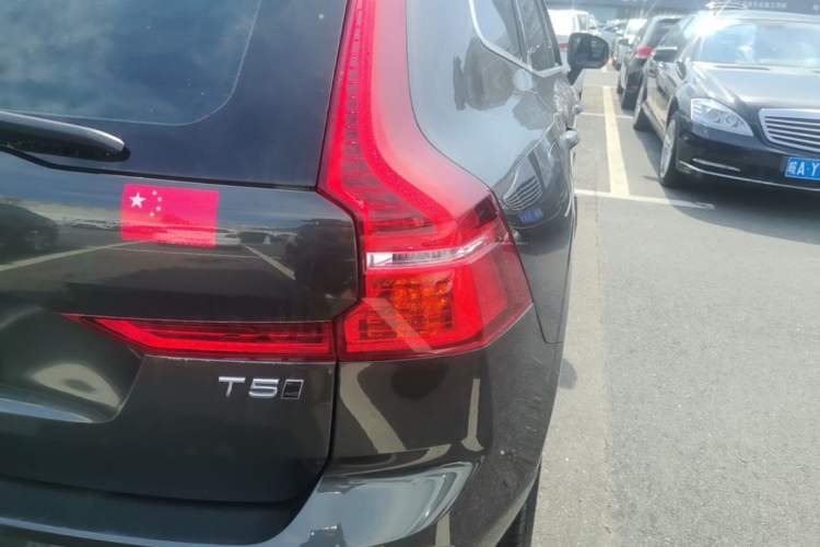 Used Volvo XC60 2018 T5 4x4 Zhiyi Edition Right Rear Taillight