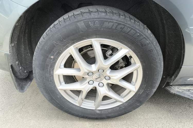 Used Volvo XC60 2018 T5 4x4 Zhiyi Edition Right Rear Wheel Hub