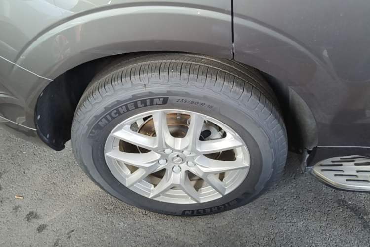 Used Volvo XC60 2018 T4 Zhiyi Edition Right Rear Wheel Hub