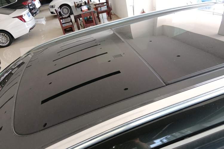Used Volvo XC60 2018 T5 4x4 Zhiyi Edition Roof