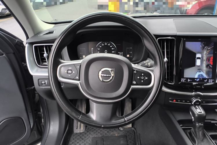 Used Volvo XC60 2018 T5 4x4 Zhiyi Edition Steering Wheel
