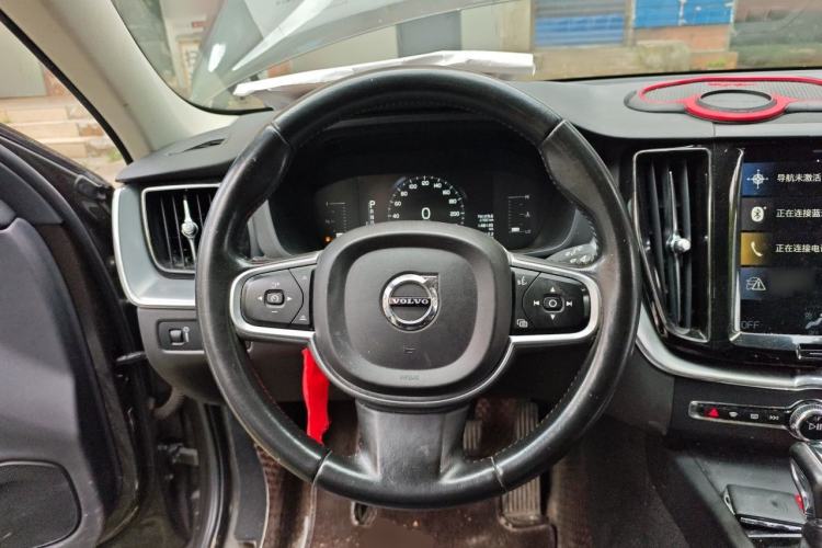Used Volvo XC60 2018 T5 4x4 Zhiyi Edition Steering Wheel