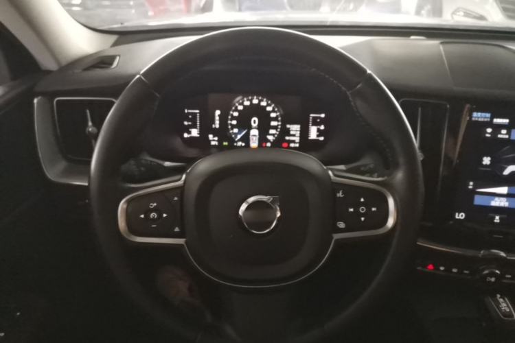 Used Volvo XC60 2018 T5 4x4 Zhiyi Edition Steering Wheel