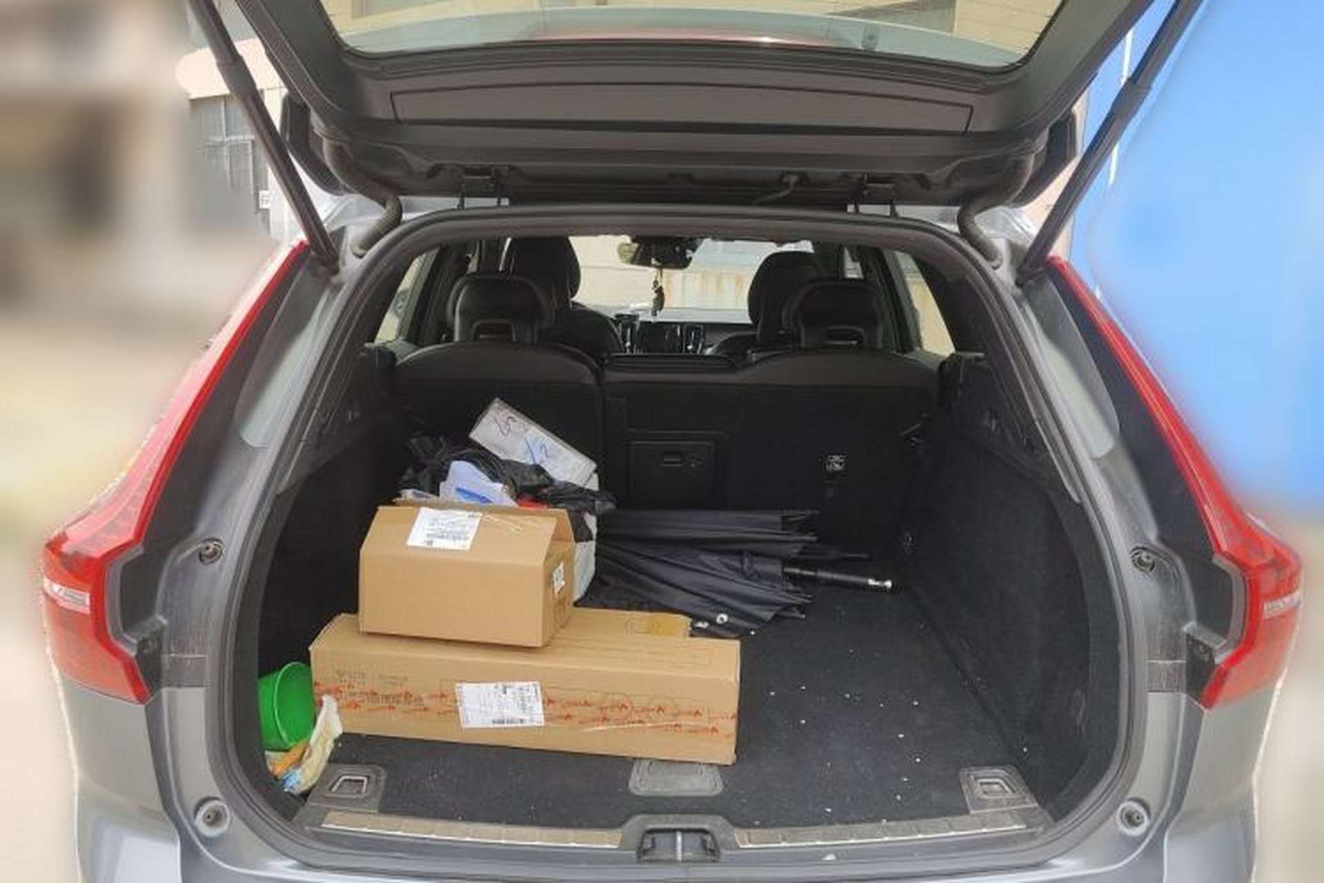 Used Volvo XC60 2018 T5 4x4 Smart & Sporty Edition Trunk