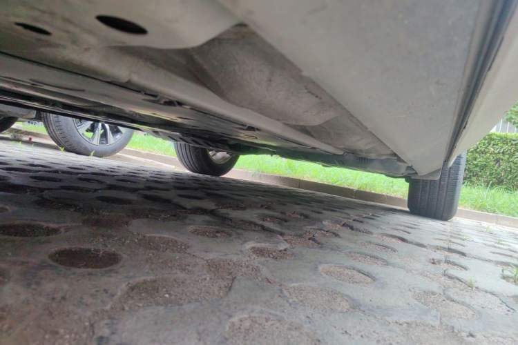 Used Volvo XC60 2018 T5 4x4 Zhiyi Edition Chassis Front Left