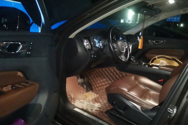 Used Volvo XC60 2018 T5 4x4 Zhiyi Edition Driver Seat