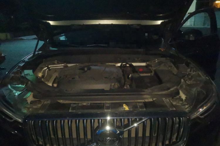 Used Volvo XC60 2018 T5 4x4 Zhiyi Edition Engine Bay
