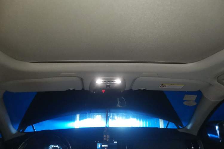 Used Volvo XC60 2018 T5 4x4 Zhiyi Edition Headliner