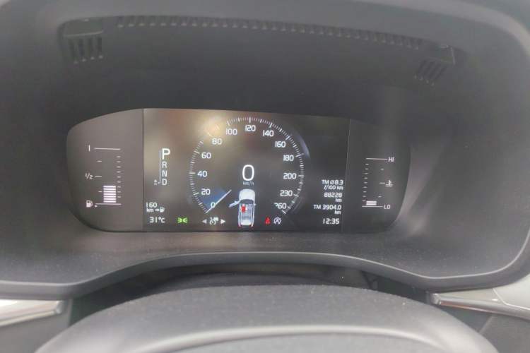 Used Volvo XC60 2018 T5 4x4 Zhiyi Edition Instrument Cluster