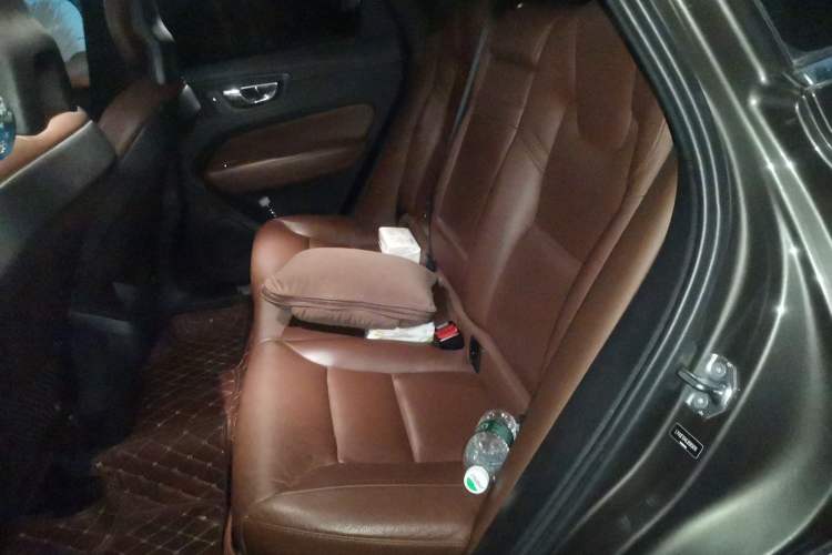 Used Volvo XC60 2018 T5 4x4 Zhiyi Edition Left Rear Seat