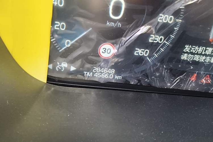 Used Volvo XC60 2018 T5 4x4 Zhiya Luxury Edition Odometer Close Up