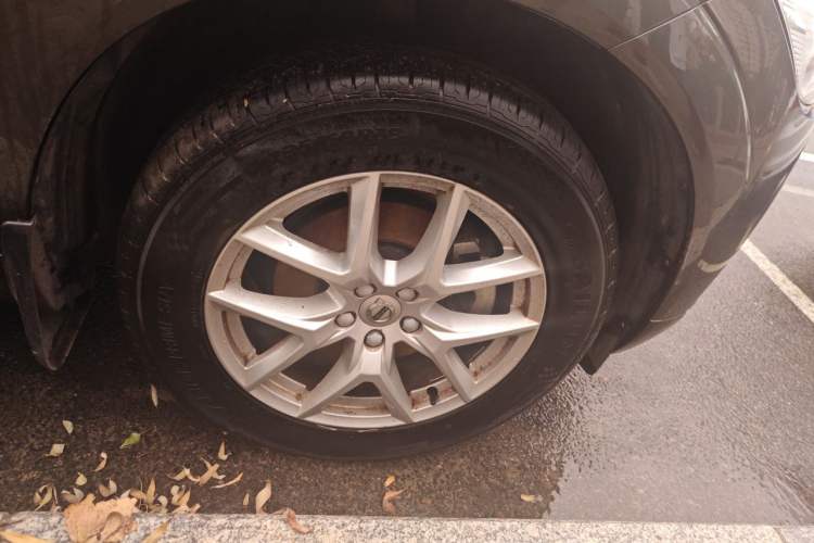Used Volvo XC60 2018 T5 4x4 Zhiyi Edition Right Front Wheel Hub